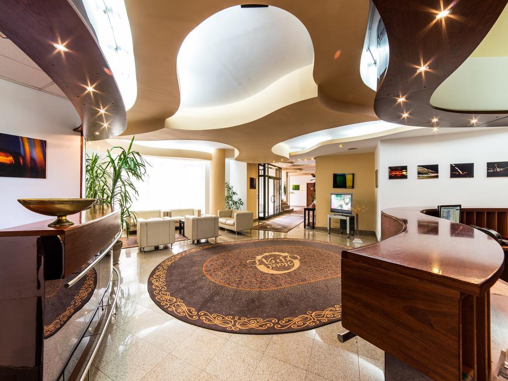 Hotel Opal Клуж-Напока Екстериор снимка